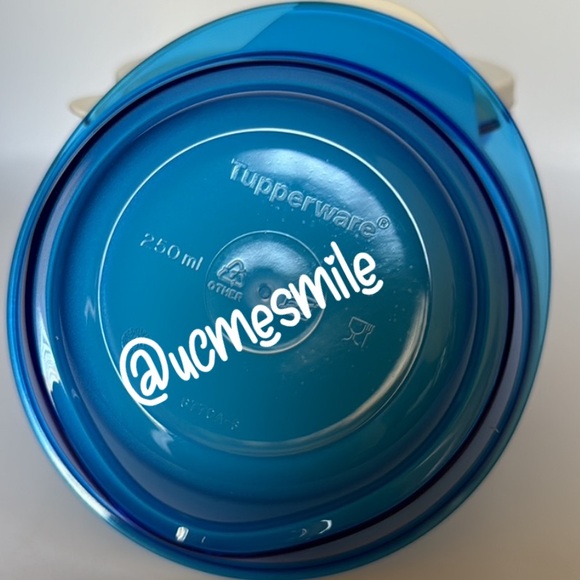 Tupperware Clear Elegant Acrylic Preludio Bowl Set - Picture 8 of 10